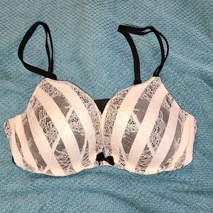 Vict secret very sexy push up